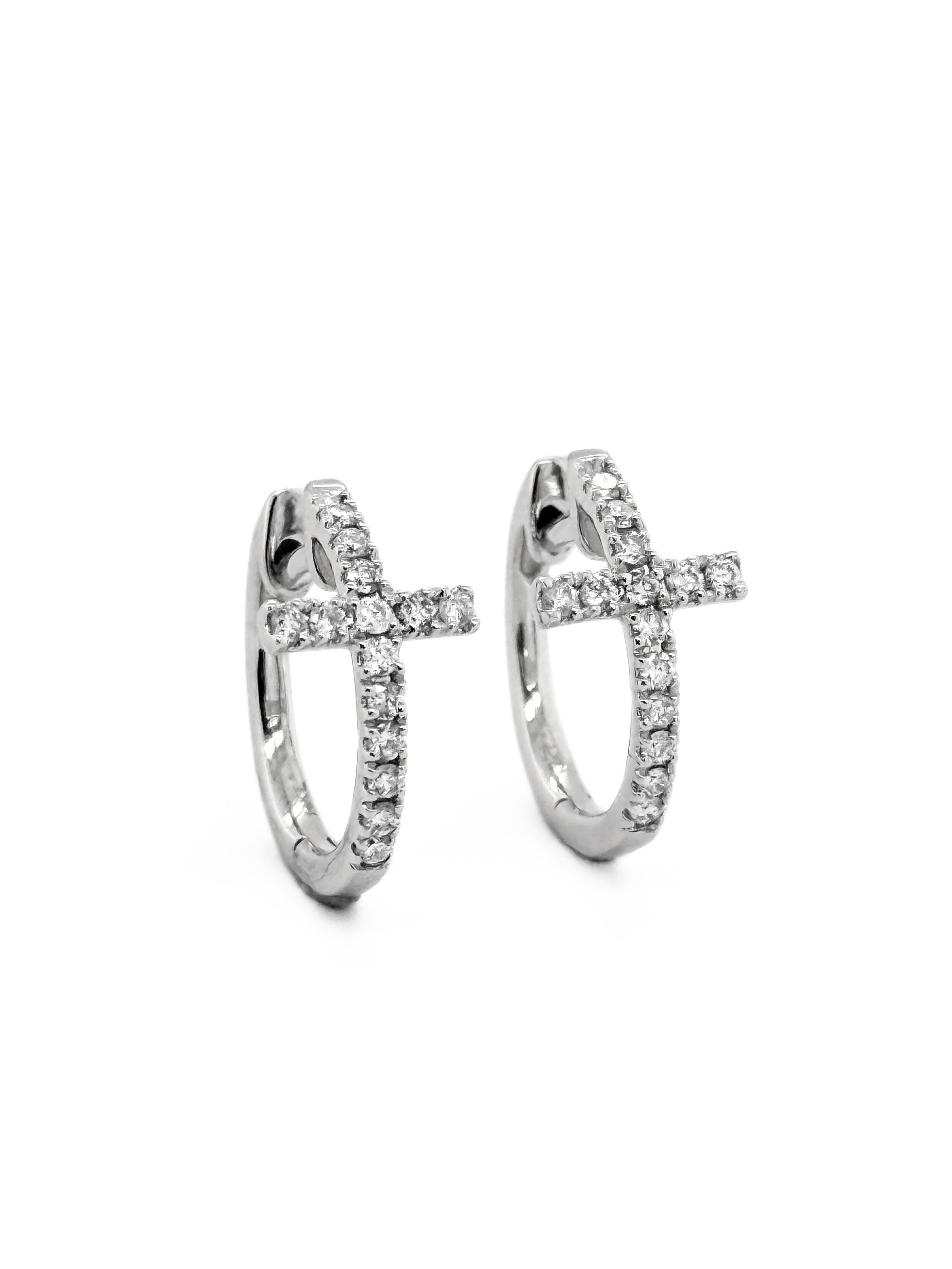 Diamond Huggie Earring-400066